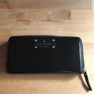 Black Kate Spade wallet